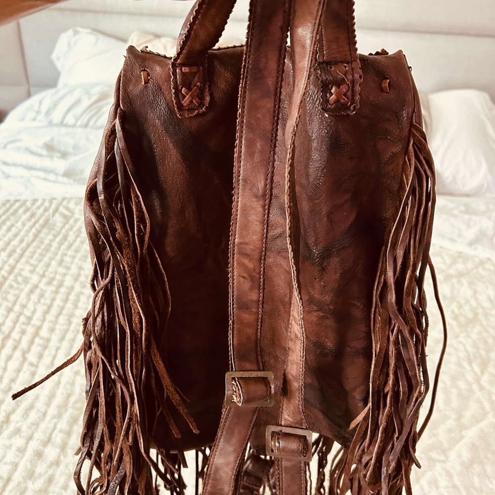 Brown Hobo Bag with Leather Fringe and Vintage Style - Picture 2 of 9